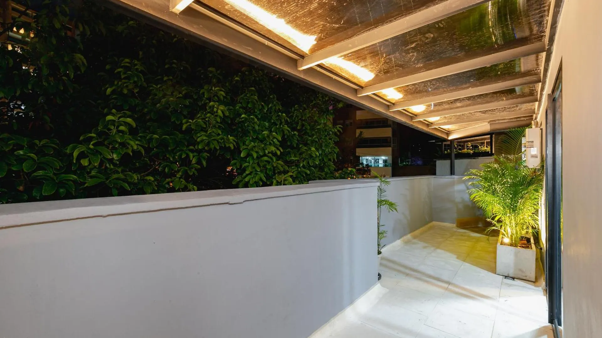B3 4Br Poblado Penthouse Wit Ac And Jacuzzi Apartment Medellin